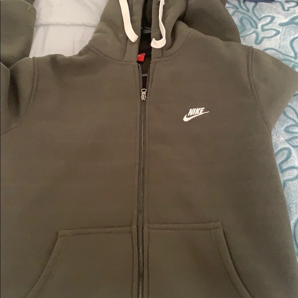 nike jacket and pants